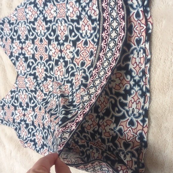 WHBM Tank Top - Picture 4 of 4